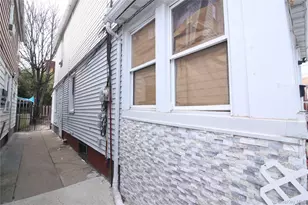 91-18 173rd St, Jamaica, NY 11432 - Photo 13