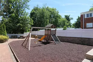 1879 Crompond Rd, Peekskill, NY 10566 - Photo 15