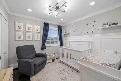 45 Winthrop Road, Plainview, NY 11803 - Photo 17