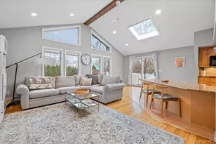 45 Winthrop Rd, Plainview, NY 11803 - Photo 9