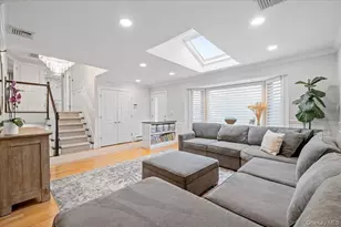 45 Winthrop Rd, Plainview, NY 11803 - Photo 3