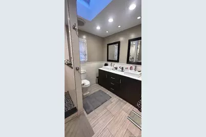 1240 Langdon Boulevard, Rockville Centre, NY 11570 - Photo 17