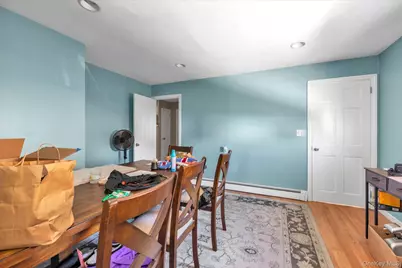 130 Custer Avenue, Williston Park, NY 11596 - Photo 9