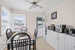282 Caryl Dr, Lawrence, NY 11559 - Photo 13