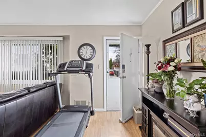 282 Caryl Drive, Lawrence, NY 11559 - Photo 5