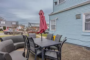 282 Caryl Dr, Lawrence, NY 11559 - Photo 27