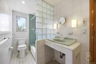 94-11 70th Ave, Forest Hills, NY 11375 - Photo 13