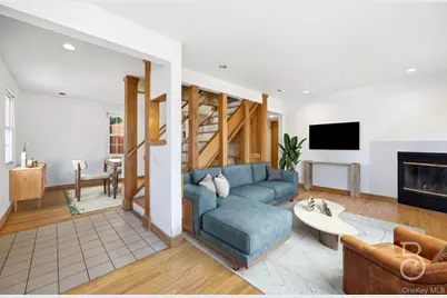 94-11 70th Avenue, Forest Hills, NY 11375 - Photo 5