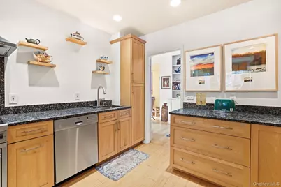 16 Rockledge Avenue #2E2, Ossining, NY 10562 - Photo 23