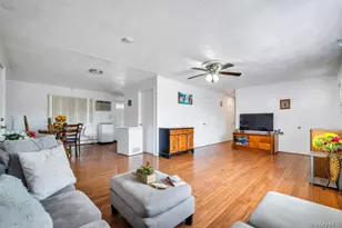 3 Dubois Ave, Amityville, NY 11701 - Photo 11