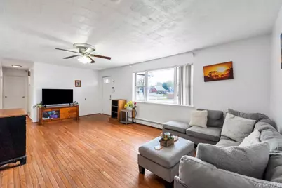 3 Dubois Avenue, Amityville, NY 11701 - Photo 9