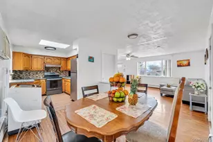 3 Dubois Ave, Amityville, NY 11701 - Photo 13