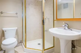 22 Forest Dr, Plainview, NY 11803 - Photo 27