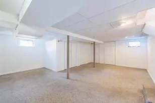 22 Forest Dr, Plainview, NY 11803 - Photo 29