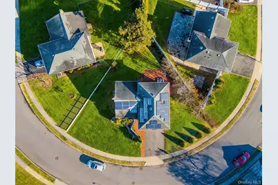 22 Forest Drive, Plainview, NY 11803 - Photo 33