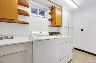 14 Sloane Ave, New York, NY 10306 - Photo 21