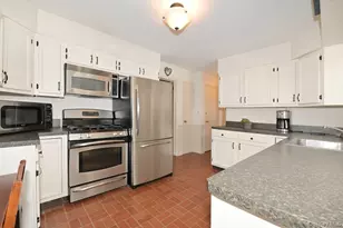 146 Kildare Rd, Garden City, NY 11530 - Photo 11