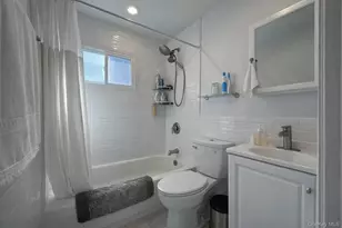 93 Birch Ave E, Farmingdale, NY 11735 - Photo 7