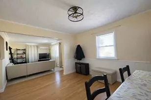 93 Birch Ave E, Farmingdale, NY 11735 - Photo 5