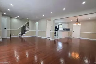 57-18 Hewlett St, Little Neck, NY 11362 - Photo 15