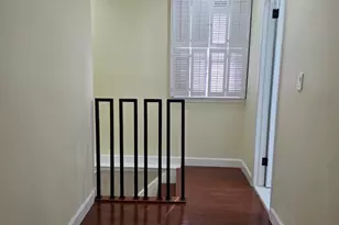 57-18 Hewlett St, Little Neck, NY 11362 - Photo 19