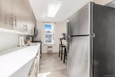 125 Bronx River Road #2C, Yonkers, NY 10704 - Photo 3
