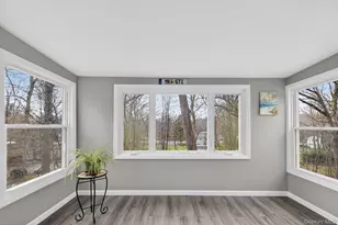 313 Chestnut Ave, New Windsor, NY 12553 - Photo 15