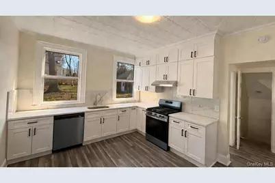 147 N Fulton Avenue, Mount Vernon, NY 10550 - Photo 9