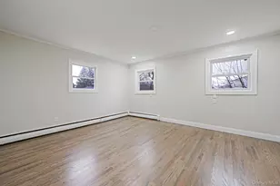 12 Crabapple Ln, Commack, NY 11725 - Photo 15