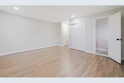 12 Crabapple Lane, Commack, NY 11725 - Photo 17