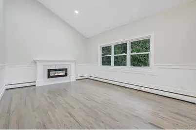 12 Crabapple Lane, Commack, NY 11725 - Photo 9
