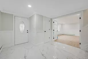 12 Crabapple Ln, Commack, NY 11725 - Photo 25