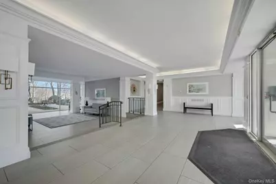 1 Stoneleigh Plaza #1T, Bronxville, NY 10708 - Photo 5