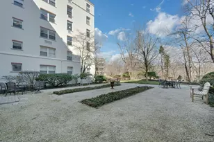 1 Stoneleigh Plaza, Bronxville, NY 10708 - Photo 15