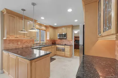 131 Eleanor Drive, Mahopac, NY 10541 - Photo 11