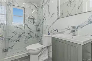 3 Cornell Ave, Hicksville, NY 11801 - Photo 17