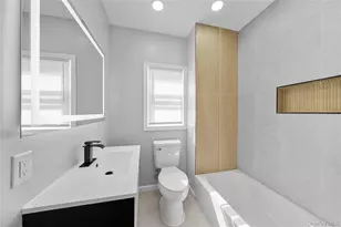 67 Ohio Ave, Medford, NY 11763 - Photo 5