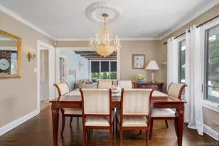 60 Ridge Dr, Plainview, NY 11803 - Photo 11