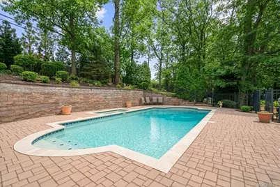 60 Ridge Drive, Plainview, NY 11803 - Photo 23