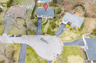 60 Ridge Dr, Plainview, NY 11803 - Photo 3