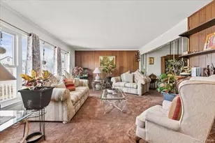 55 Harriet Ave, Hempstead, NY 11550 - Photo 3