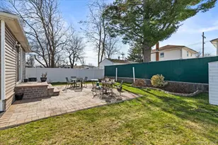 55 Harriet Ave, Hempstead, NY 11550 - Photo 25