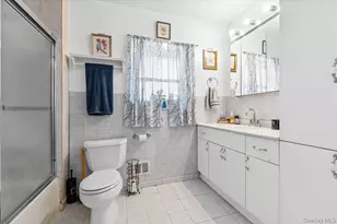 55 Harriet Ave, Hempstead, NY 11550 - Photo 17