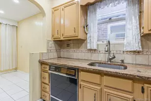 4121 Grace Ave, Bronx, NY 10466 - Photo 7