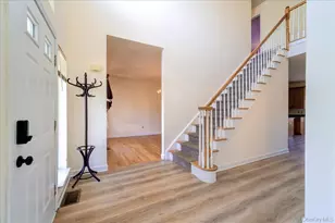 21 Alder Way, Wappingers Falls, NY 12590 - Photo 5
