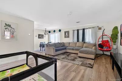 276 Temple Hill Road #2414, New Windsor, NY 12553 - Photo 9