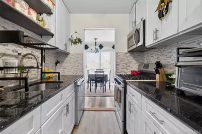 276 Temple Hill Road #2414, New Windsor, NY 12553 - Photo 17