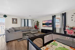 276 Temple Hill Rd, New Windsor, NY 12553 - Photo 5