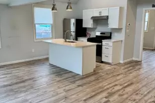 9 Greenwich Ave, Bayville, NY 11709 - Photo 3