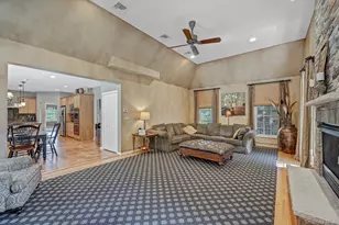 24 Charnwood Dr, Suffern, NY 10901 - Photo 21